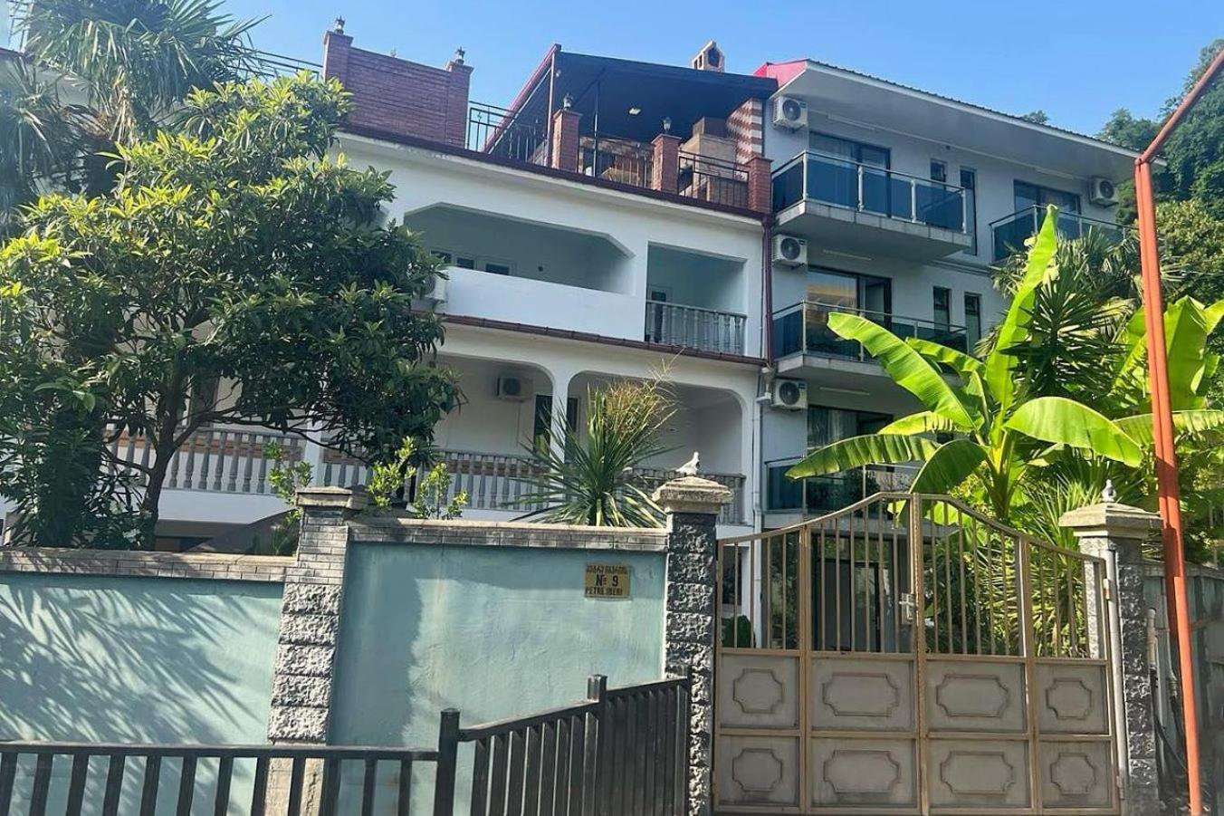 Hotel Ararat Gonio Exterior photo