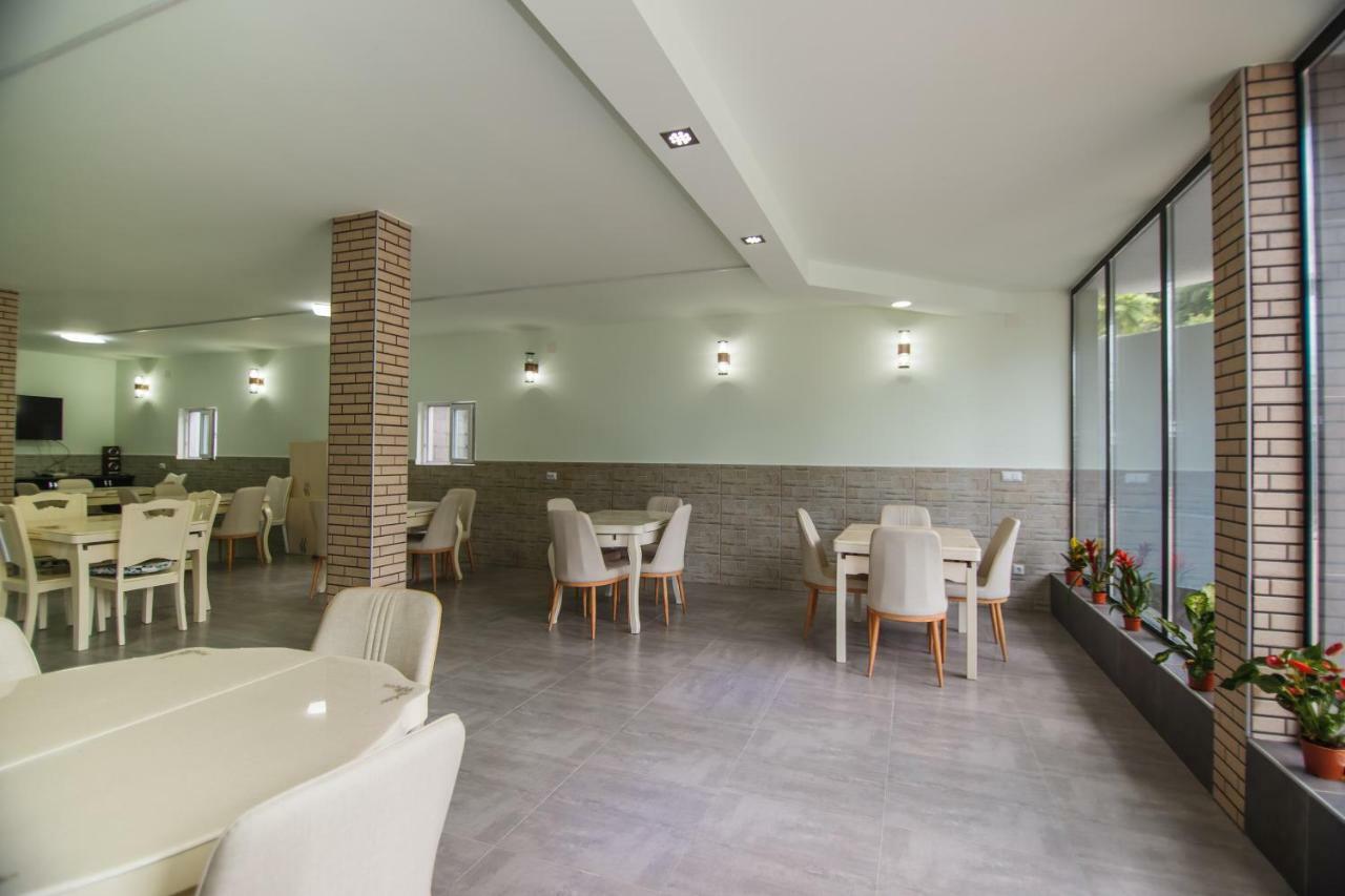 Hotel Ararat Gonio Exterior photo